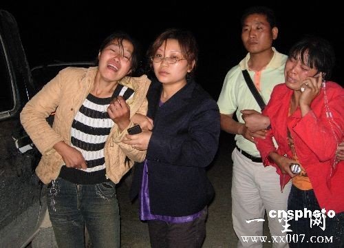 80名重庆山体滑坡失踪者核实 有47名矿工被埋