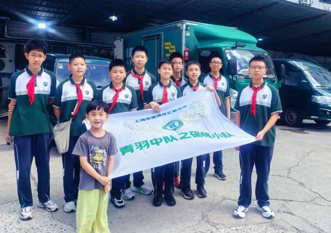 a61aed2a181bfd2320430cf72edc9ffb.jpg